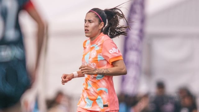 Lizbeth Ovalle tuvo un amargo debut con Orlando Pride en la NWSL