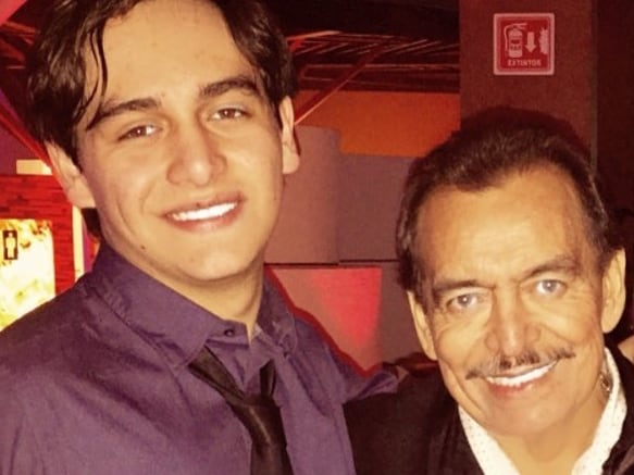 Julián Figueroa y Joan Sebastian.