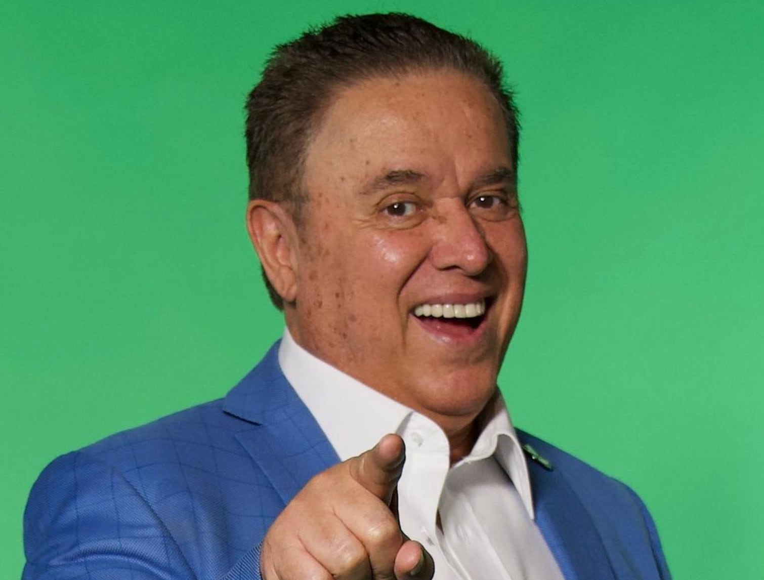 Mario Bezares