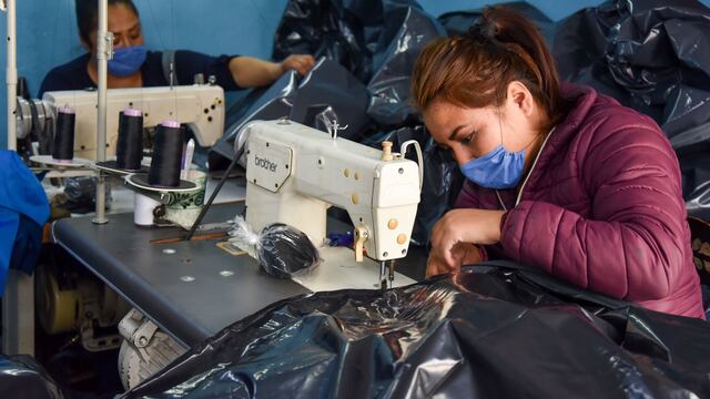 Fabricación de insumos médicos