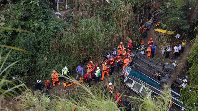 Accidente en Guatemala deja 51 muertos