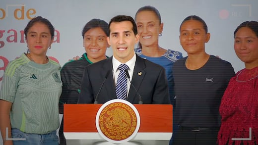 Sheinbaum plantea apoyo a participantes de concurso por boletos del Mundial 2026 con Rommel Pacheco