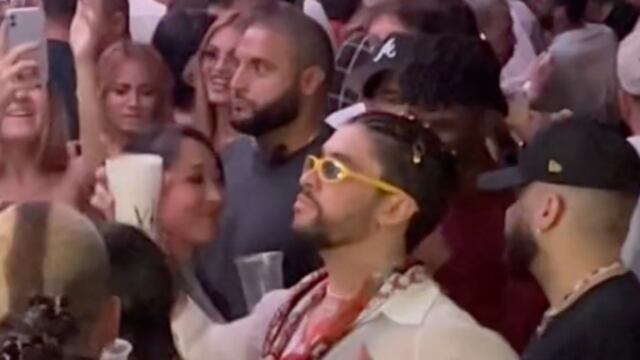 Bad Bunny con tercera mujer