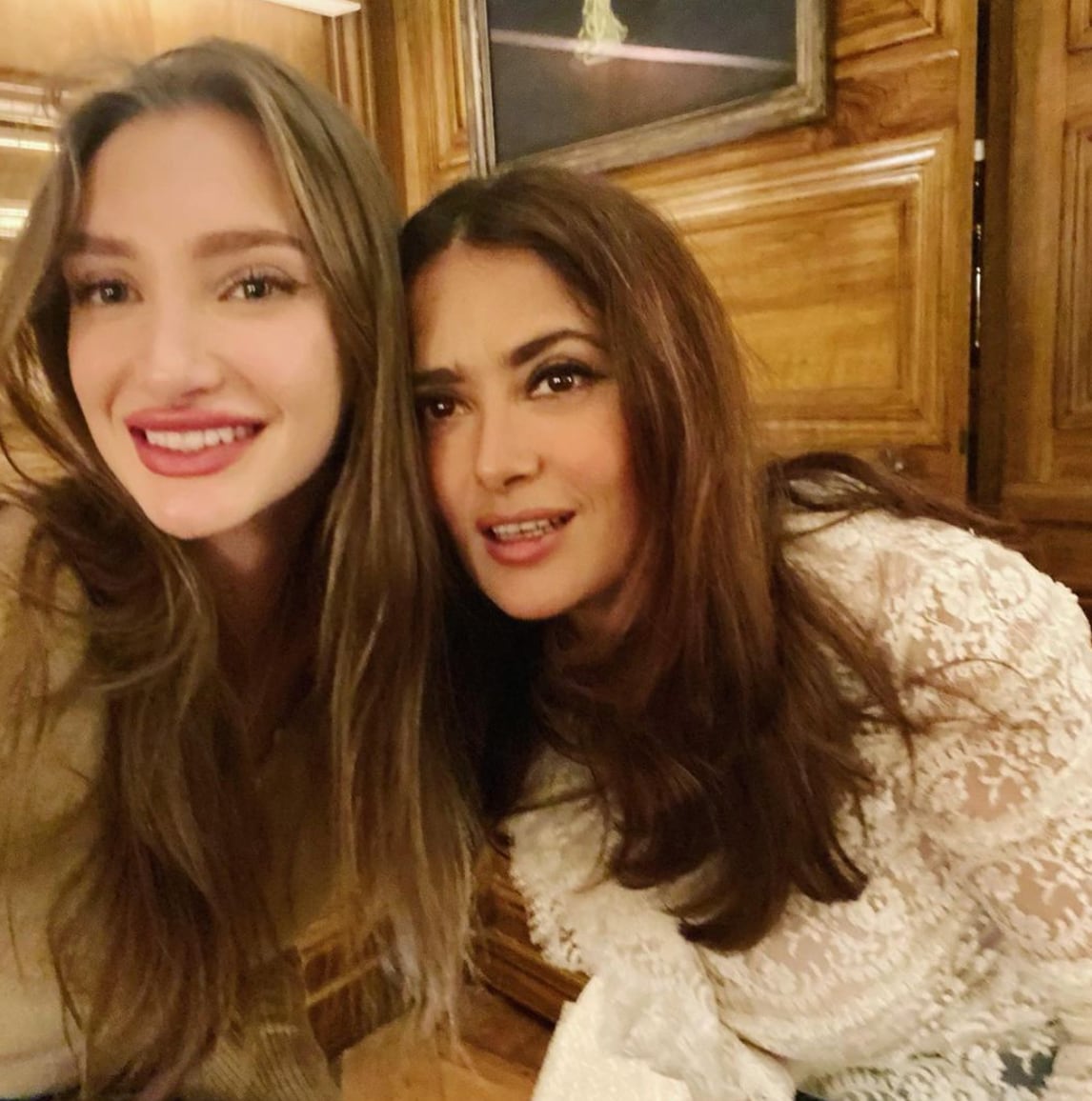 Mathilde Pinault y Salma Hayek
