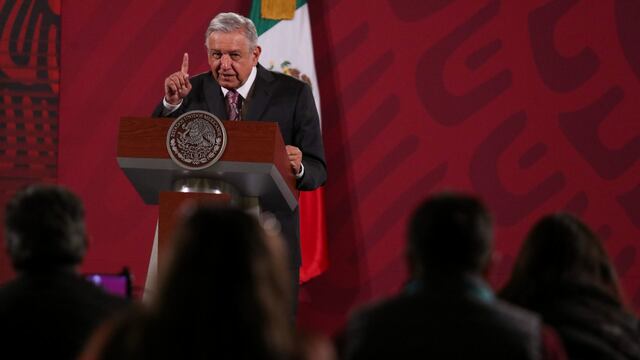AMLO.