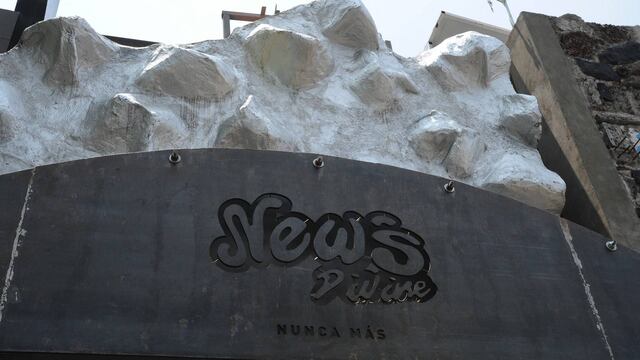 Memorial de siniestro en News Divine por operativo fallido de la policía