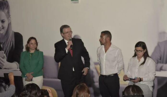 Marcelo Ebrard se reunió con empresarios de Quintana Roo