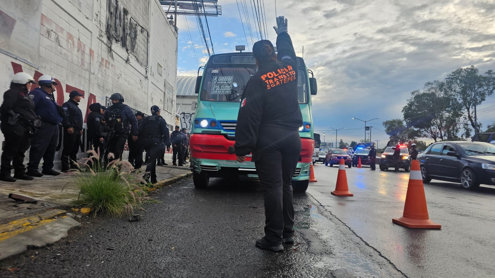 Ecatepec despliega operativos para prevenir robo a pasajeros