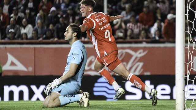 Necaxa derrota a Chivas en la Jornada 2 de la Liga MX