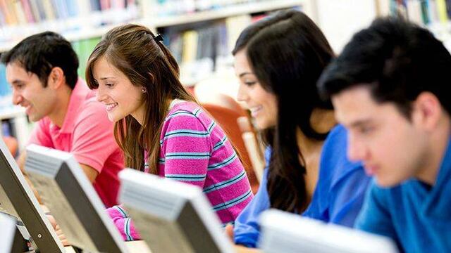 Jóvenes estudiantes