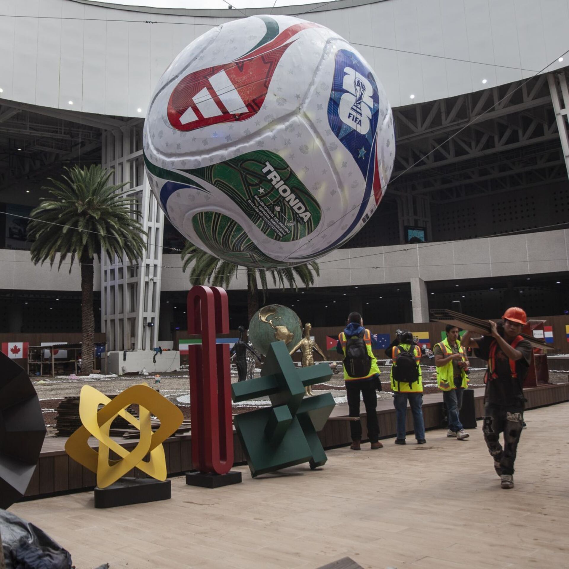 México sueña con la derrama del Mundial 2026, pero los números cuentan otra historia