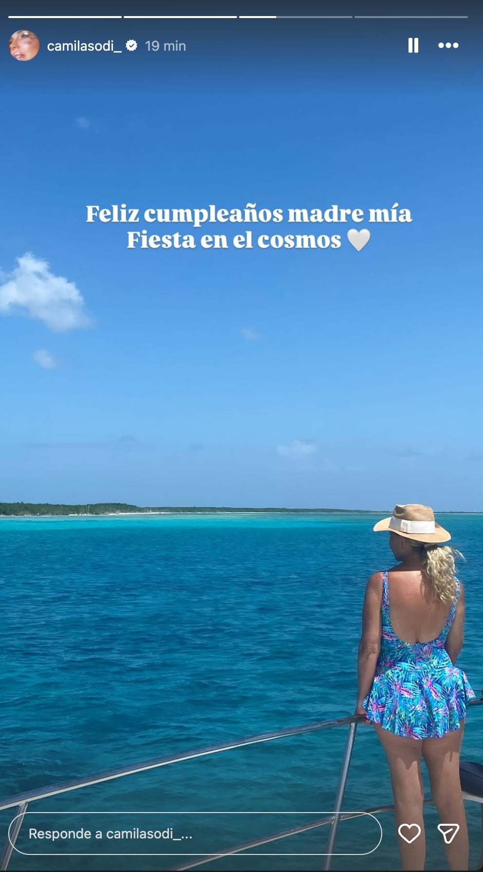 Camila Sodi conmemora el cumpleaños de su mamá Ernestina Sodi