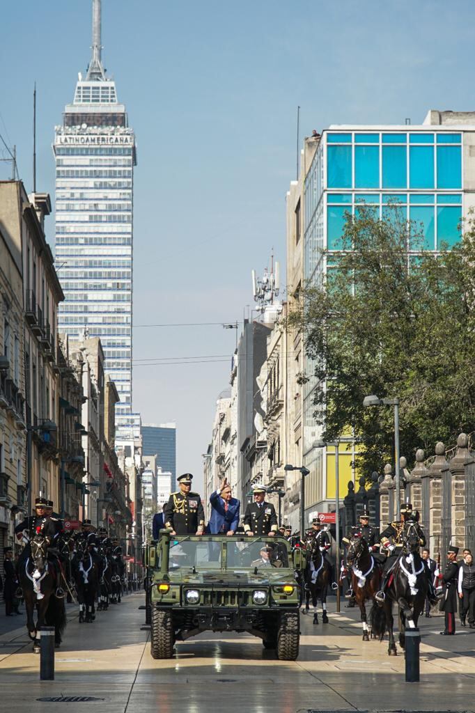 AMLO en marcha de la lealtad