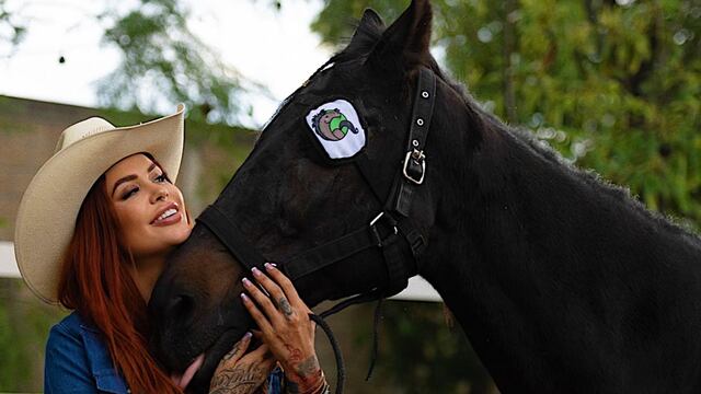 Publican Ley Elena en reconocimiento a Elena Larrea