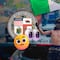 ¿Infiltrados? Video de supuesto migrante con bandera de México en Los Ángeles, California, causa polémica