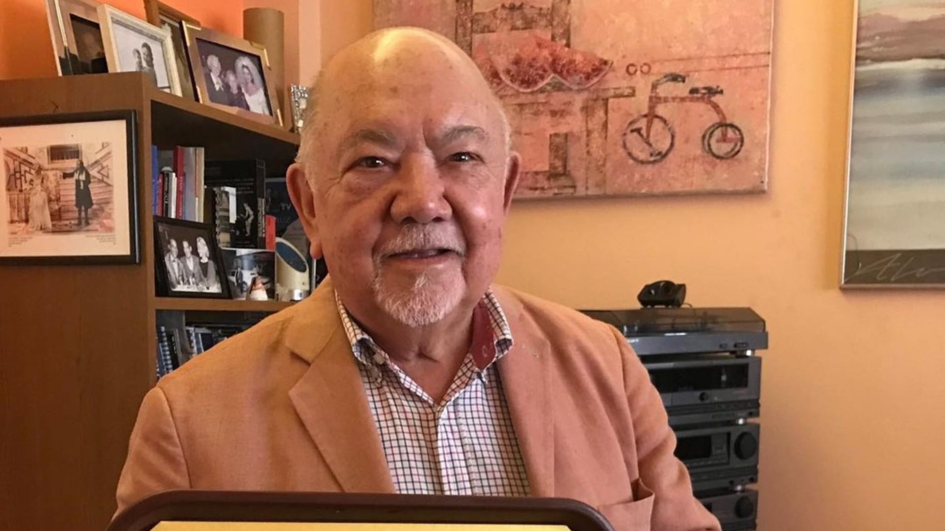 Sergio Corona, actor.