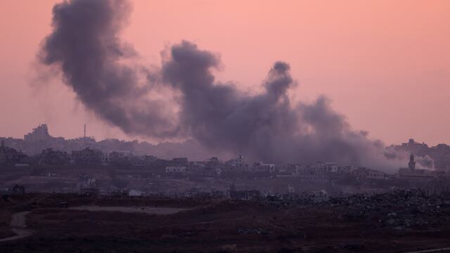 Bombardeos al sur de Gaza