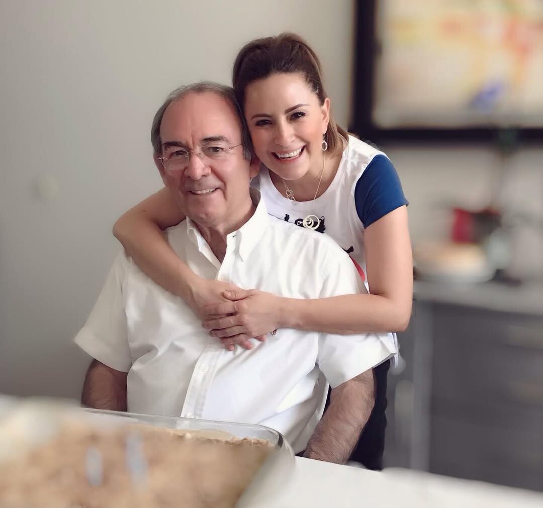 Linet Puente con su papá Jorge Luis Puente Palazuelos.
