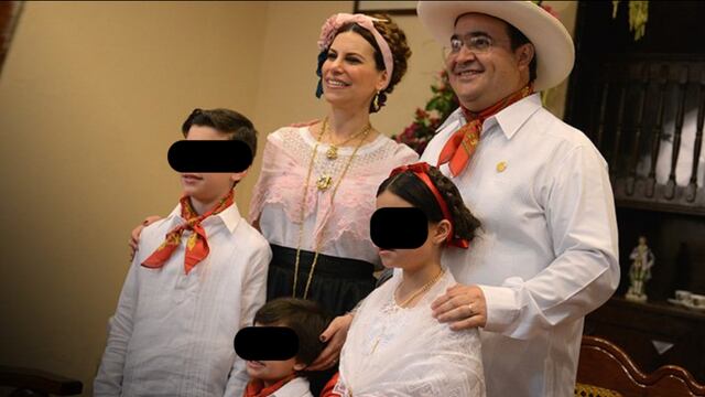 Karime Macías junto a su esposo Javier Duarte.