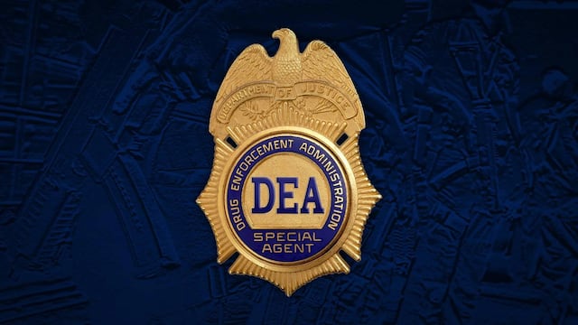 Acusan a ex agente de la DEA por lavado millonario para el CJNG