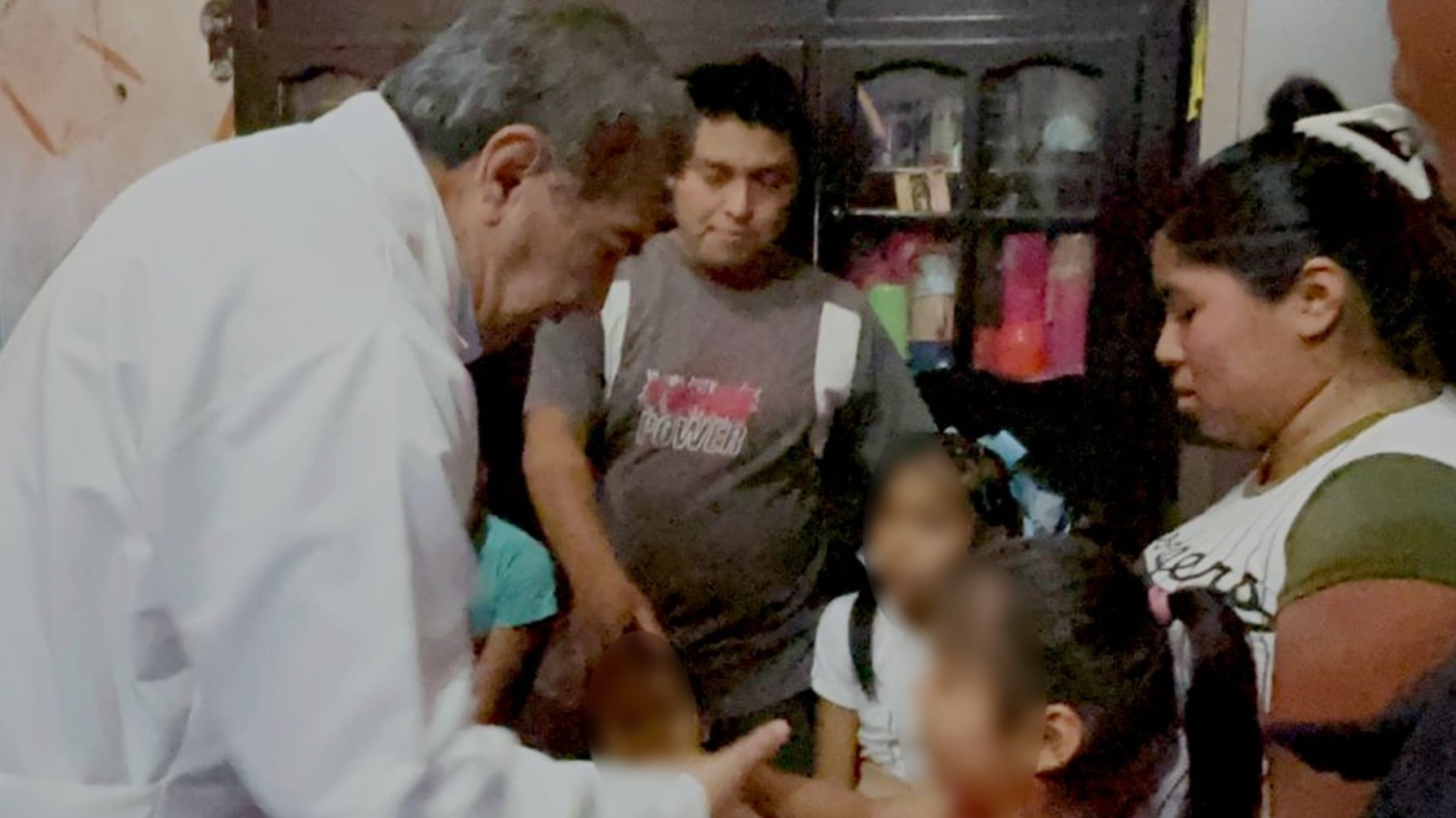 Gobierno de Puebla acompaña a menores hospitalizados en Huauchinango