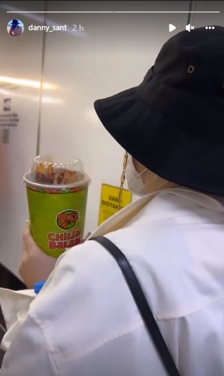 Elsugar comparte a Daniela Rodrice en sus historias de IG.