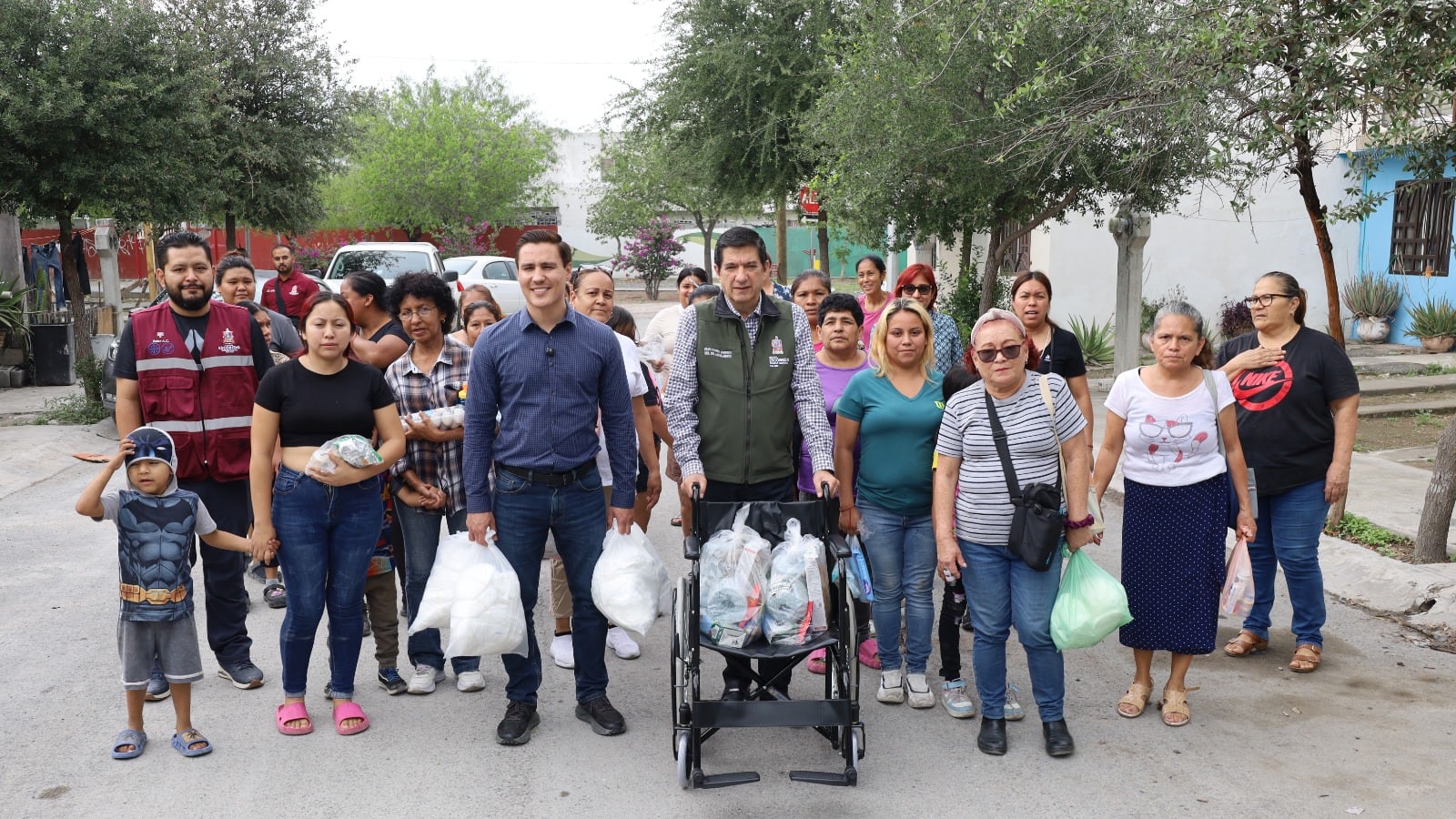 Escobedo fortalece el tejido social con programa “Vecino a Vecino”