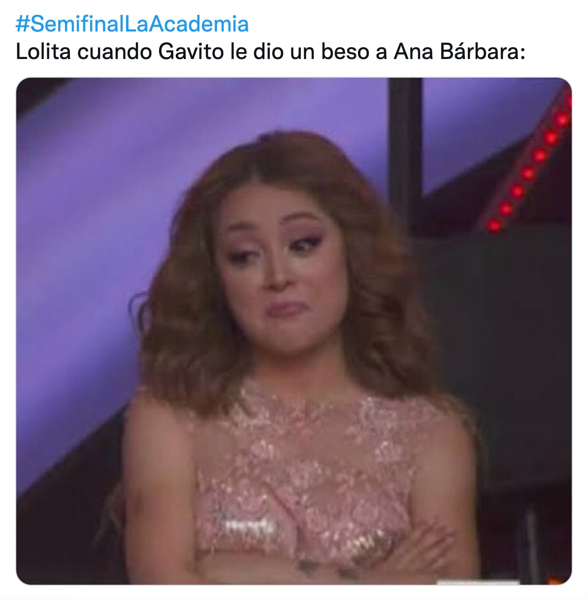 Meme celos de Lola Cortés por beso Arturo López Gavito y Ana Bárbara