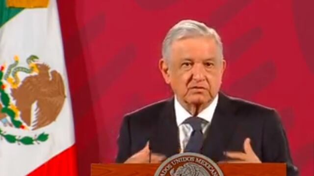 AMLO y el Papa.