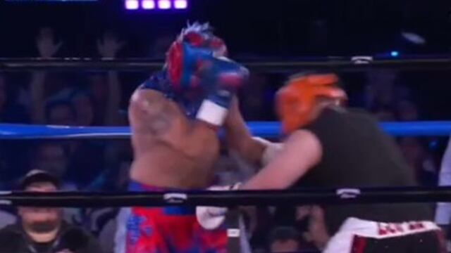 Escorpión Dorado pelea contra Franco Escamilla