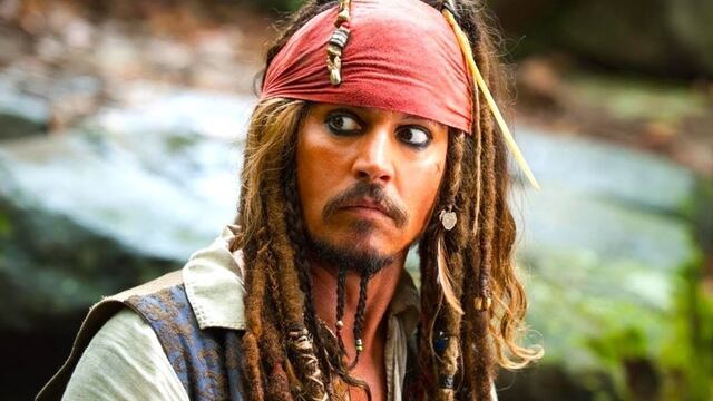 Johnny Deep interpretando al Capitán Jack Sparrow