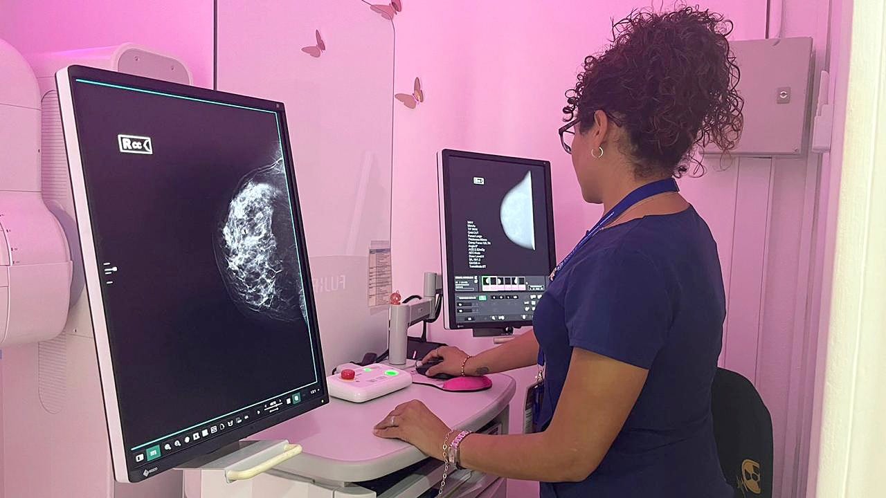 Día mundial contra el cáncer de mama: Más allá de la concientización, hacia la acción