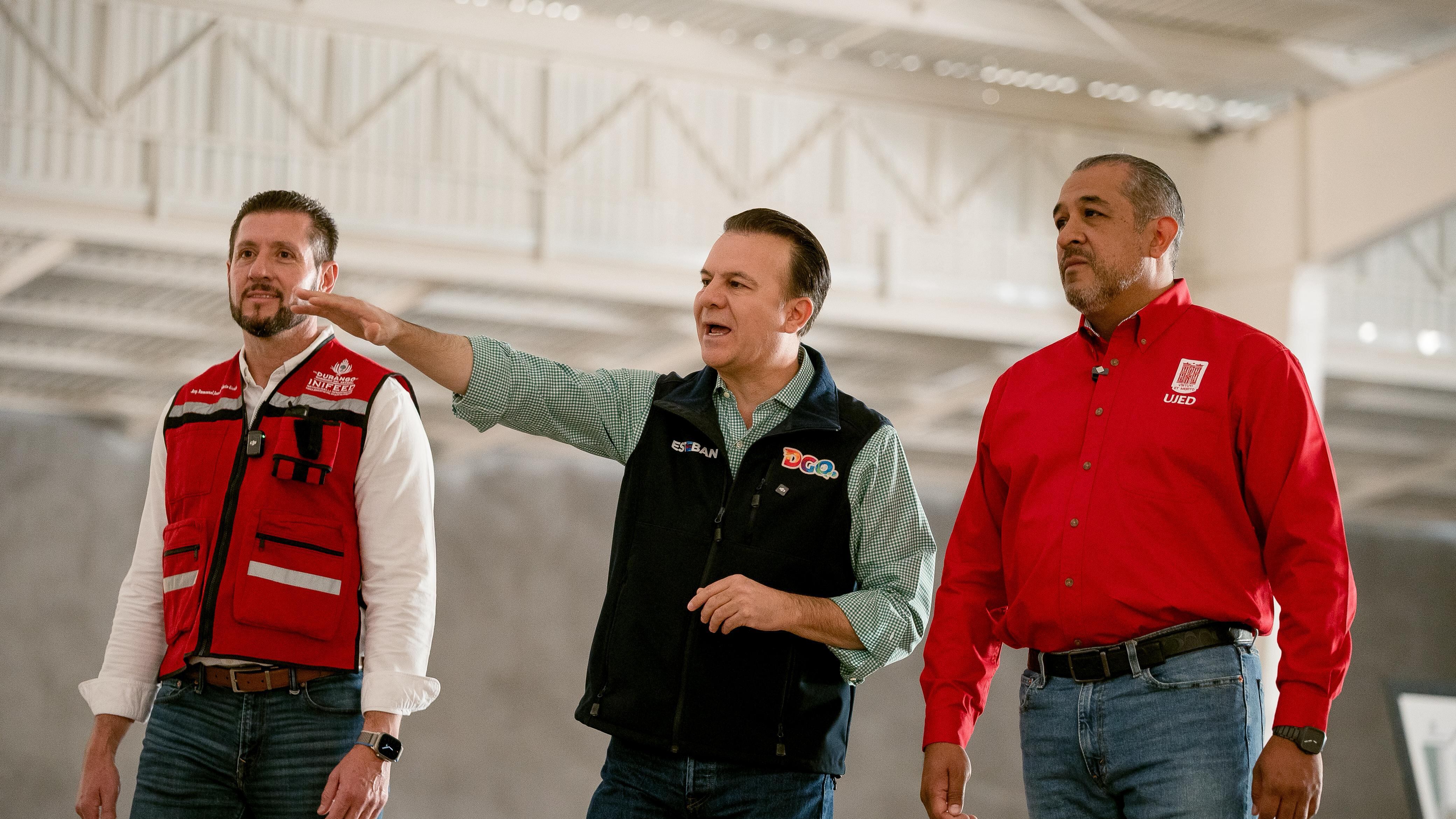 Esteban Villegas activa obras para finalizar el auditorio del Núcleo Universitario de la UJED