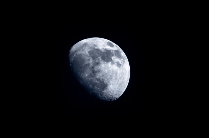 Luna