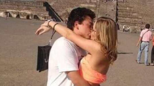 Irina Baeva y su ex novio Alfredo Abundis