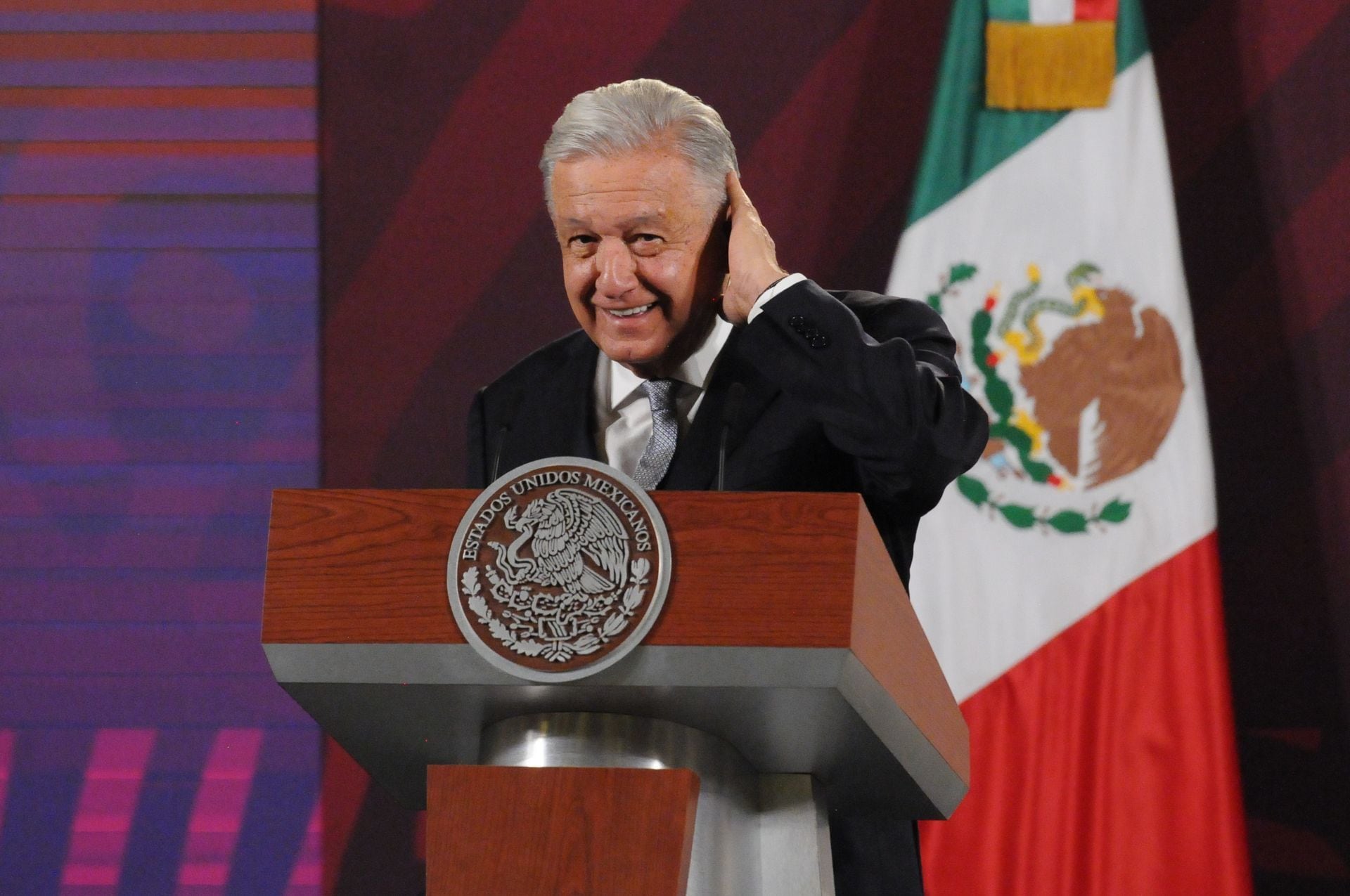AMLO