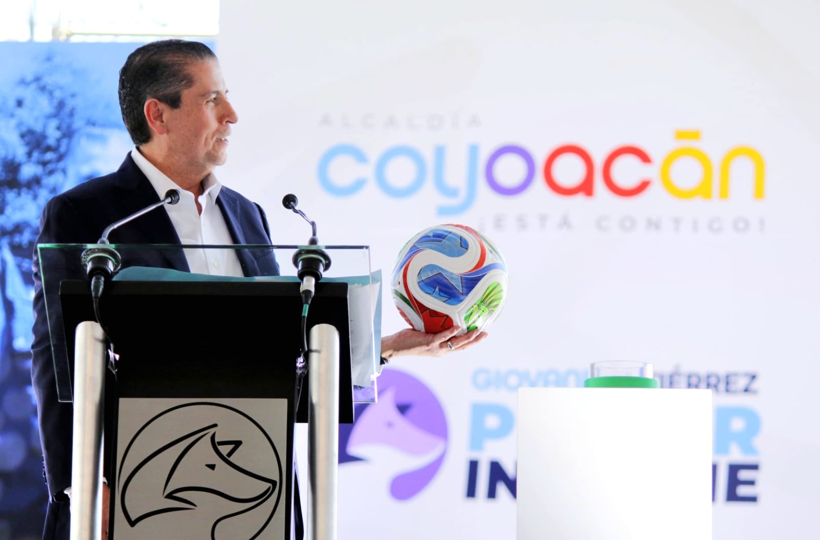 Giovani Gutiérrez presentó su primer informe de Gobierno ante 30 mil personas.