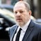 Harvey Weinstein dice que Angelina Jolie solo quiere publicitar su libro; niega agredirla sexualmente