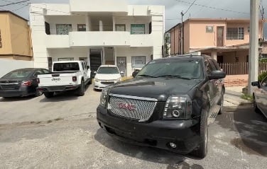 Camioneta de Grupo Fugitivo es encontrada abandonada.