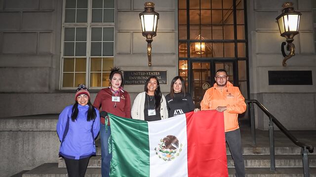 Delegación de Hidalgo participa en conferencia con sede en Estados Unidos