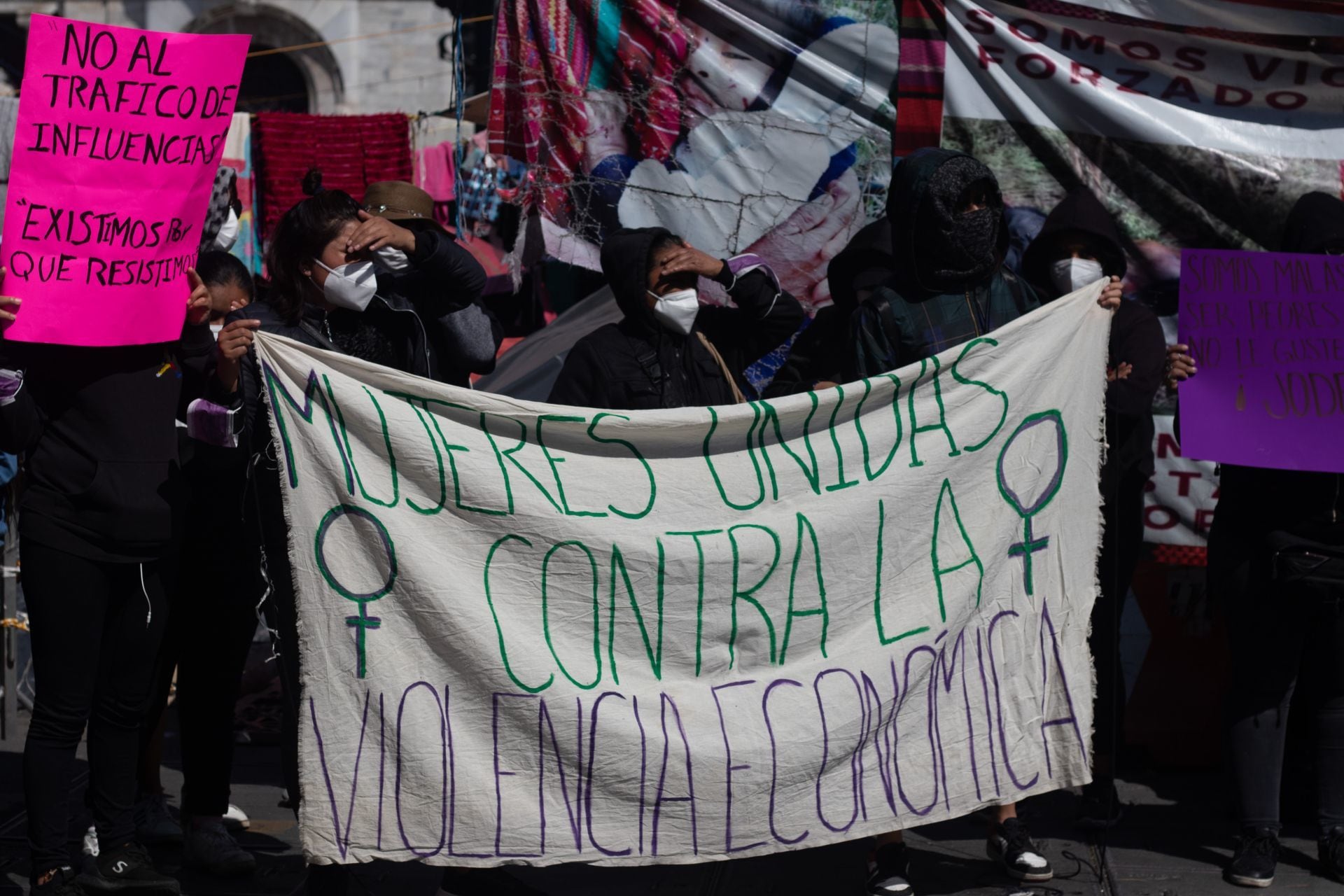 Protesta contra la violencia económica