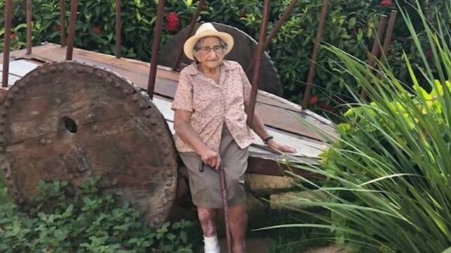 Edna Batista, abuelita