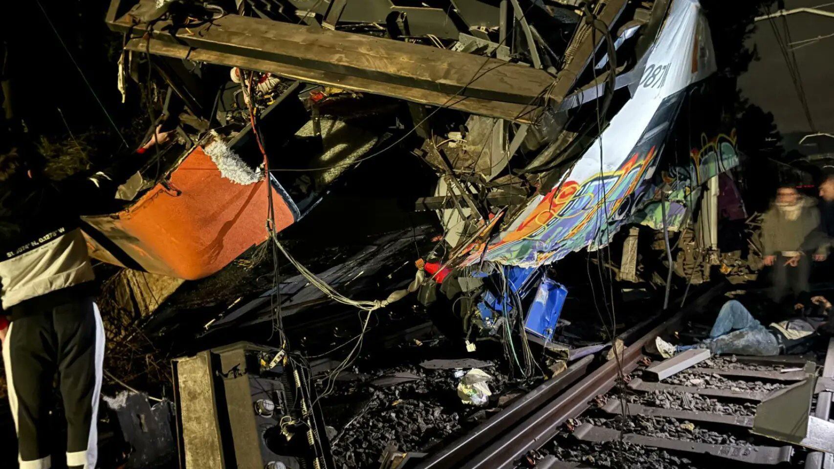 Nueva tragedia en España: accidente de tren deja un muerto y heridos en Cataluña