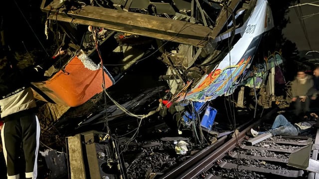 Accidente de tren deja un muerto y heridos en Cataluña