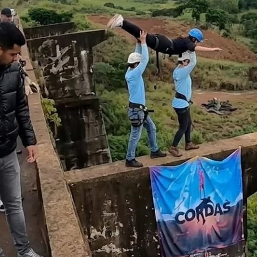 Muere joven en Brasil tras ser lanzada sin cuerda de seguridad; hay detenidos