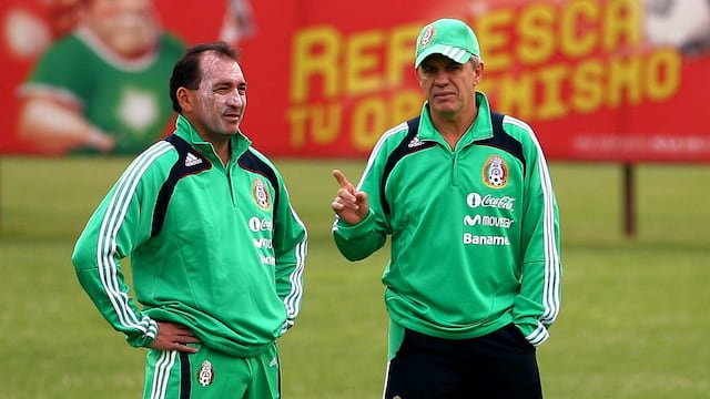 Mario Carrillo y Javier Aguirre, en la Selección Mexicana.