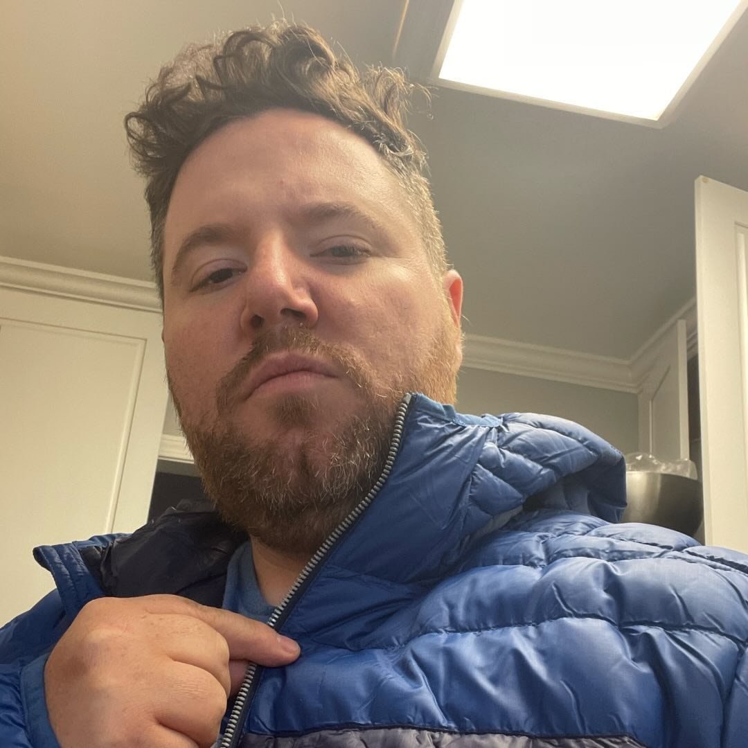 Israel Desfassiaux, hijo de Sergio DeFassio.