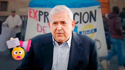 Extrabajadores de AHMSA protestan en Palacio Nacional para exigir la extradición de Alonso Ancira