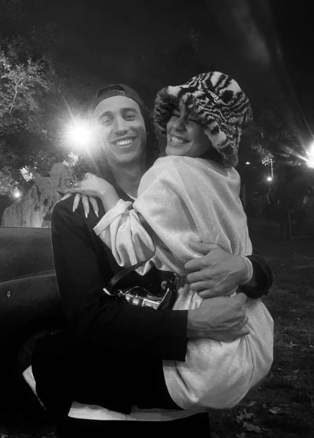 Vanessa Hudgens y Cole Tucker