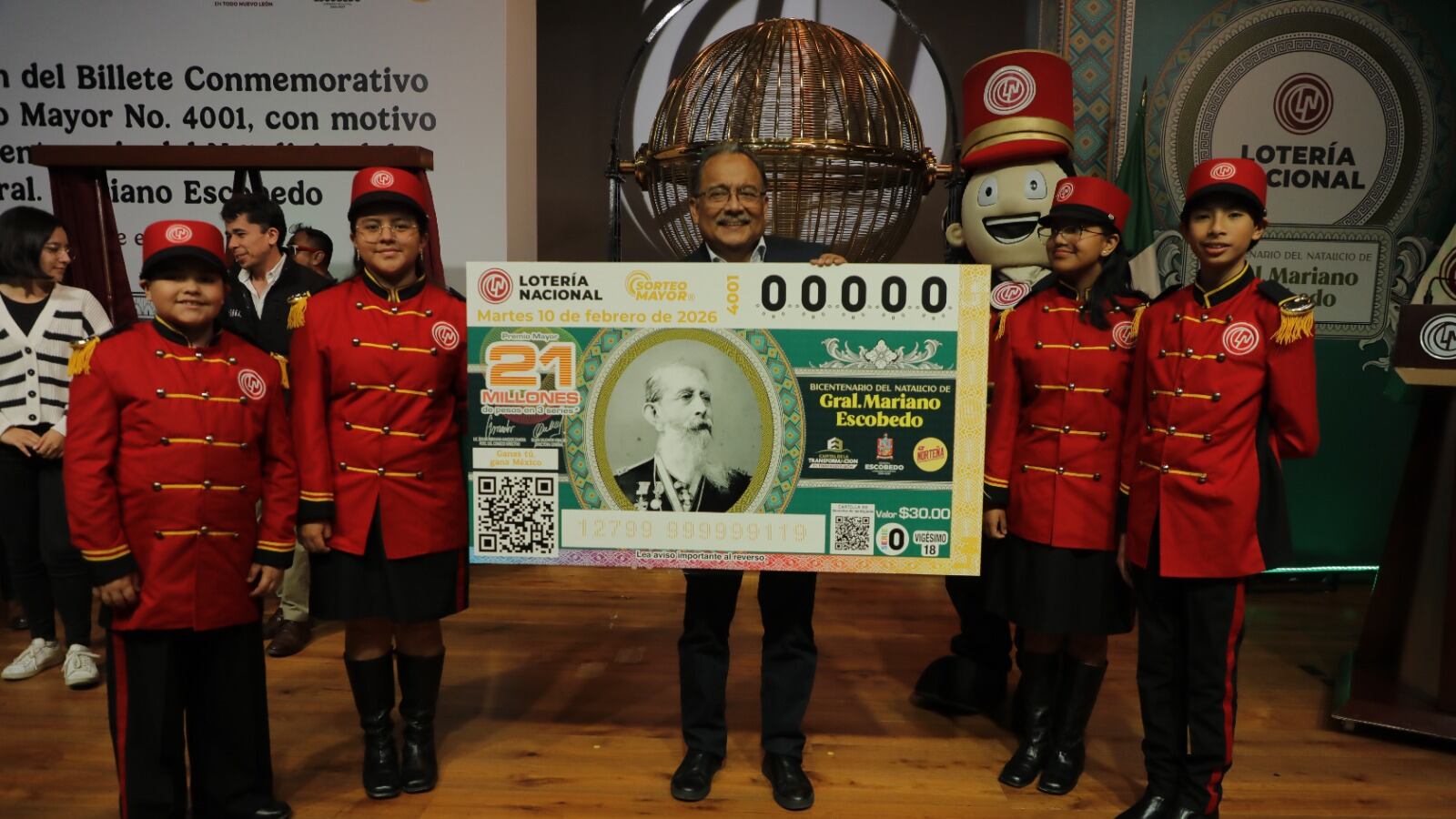 Andrés Mijes encabeza develación de billete de Lotería Nacional por legado de Mariano Escobedo